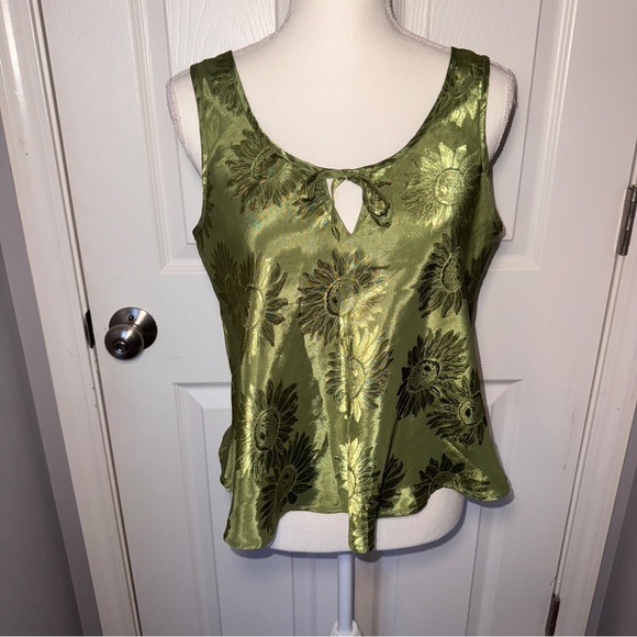Y2K Victoria's Secret Satin Floral Tank - Picture 10 of 13